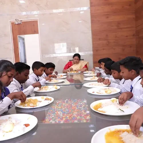 International school_0017_PCIS4638