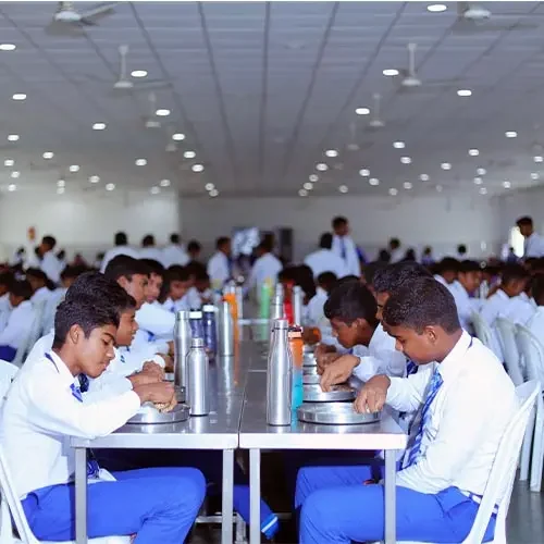 International school_0224_0U8A3646