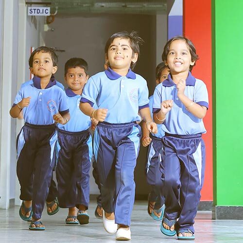 International school_0239_0U8A3486